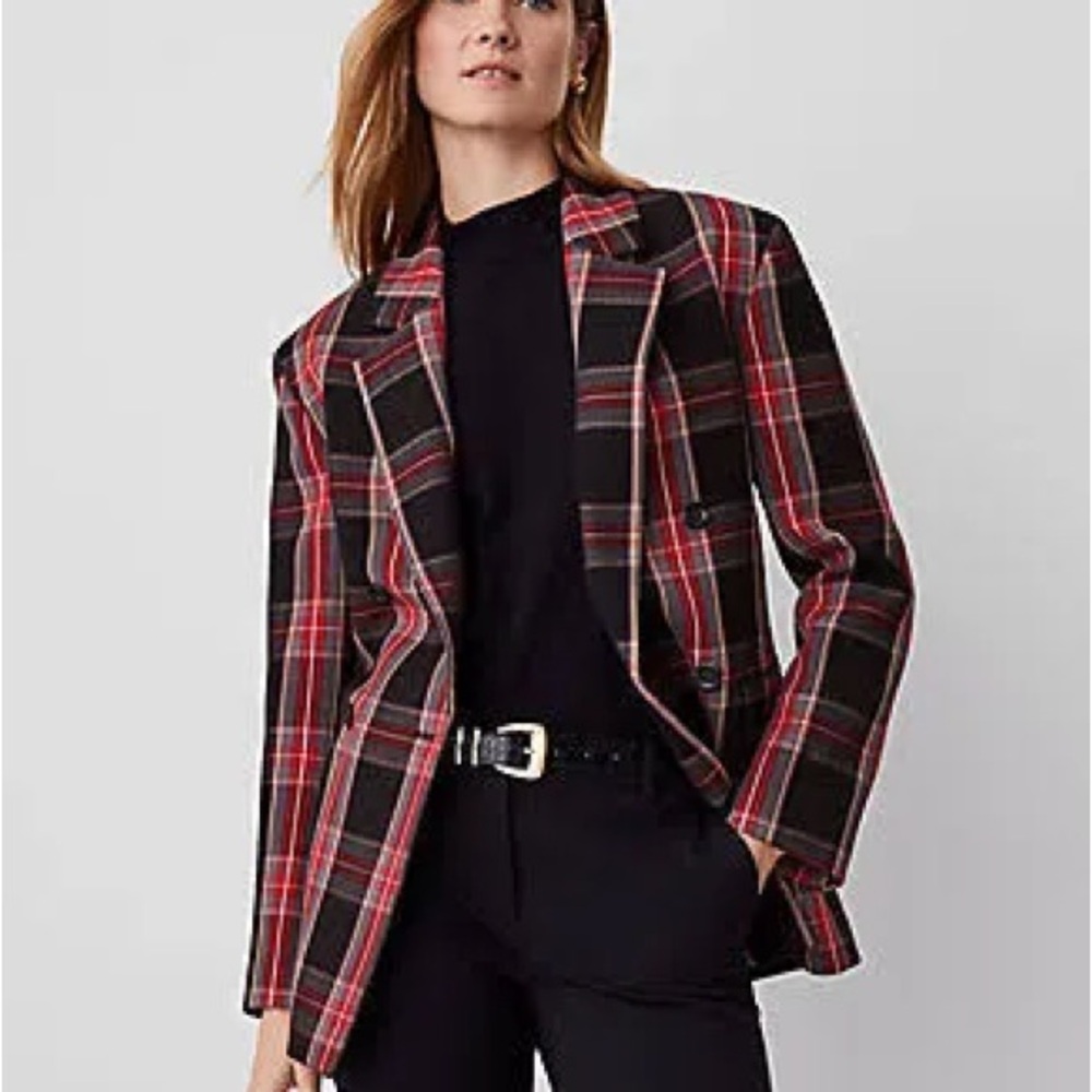 Hot Plaid Blazer - Ann Taylor Black and Red Plaid Blazer 🔥 S2
